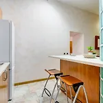 Vatican - Zen Style Loft With Jacuzzi Apartman